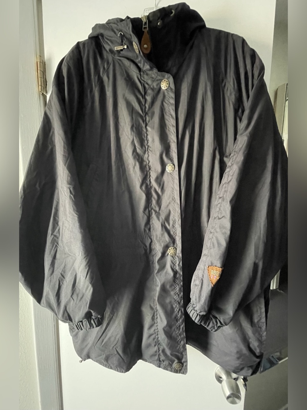VINTAGE OBERMEYER LADIES SIZE 14 BLACK HOODED ZIP JACKET/PARKA W/ CINCH WAIST